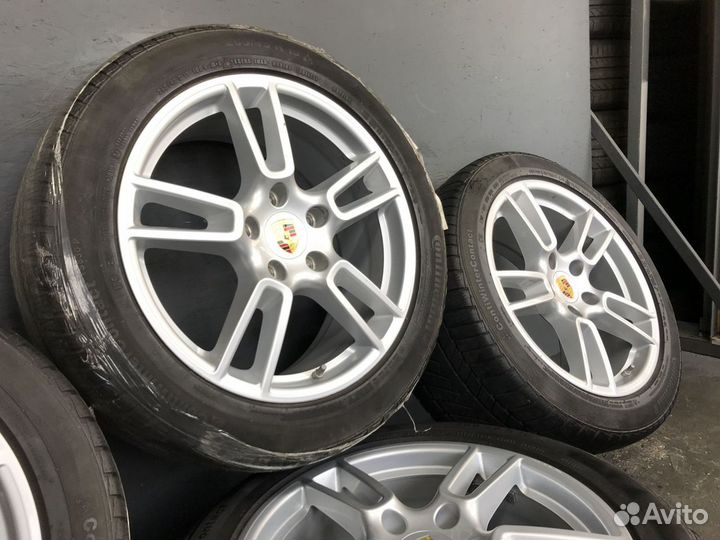 Оригинальные колеса Porsche Panamera R19