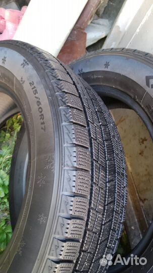 Goform W705 215/60 R17 96T