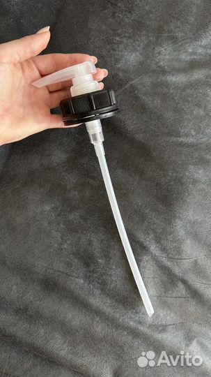 Диспенсер для мыла механический