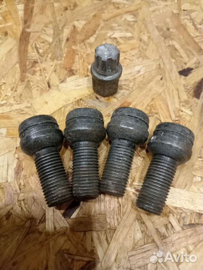 Болты секретки VAG M14X1,5