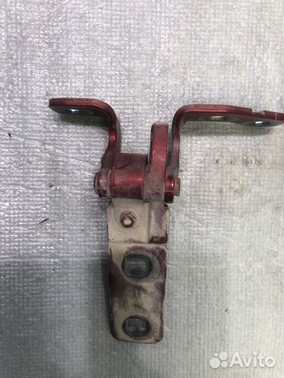 Петля двери багажника Bmw X5 E70 N62N (4000CC