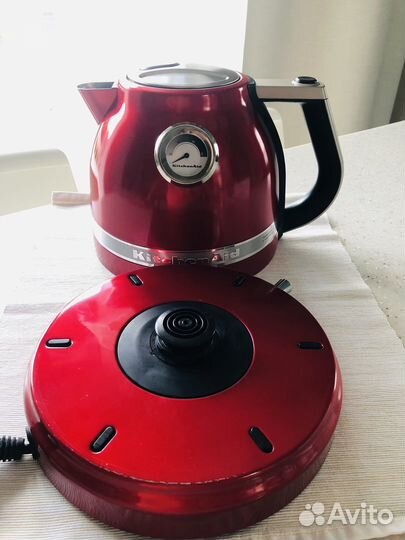 Чайник электрический Kitchenaid красный