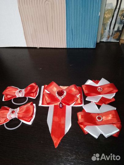 Галстук и резиночки