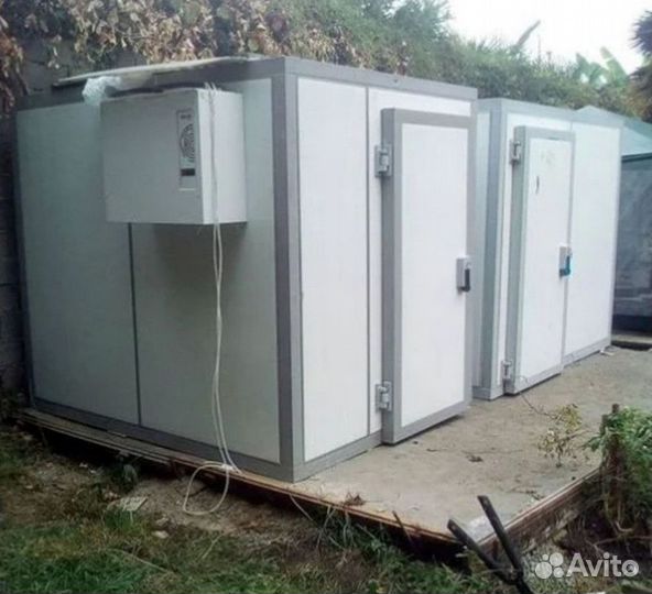 Холодильная камера для продуктов в наличии