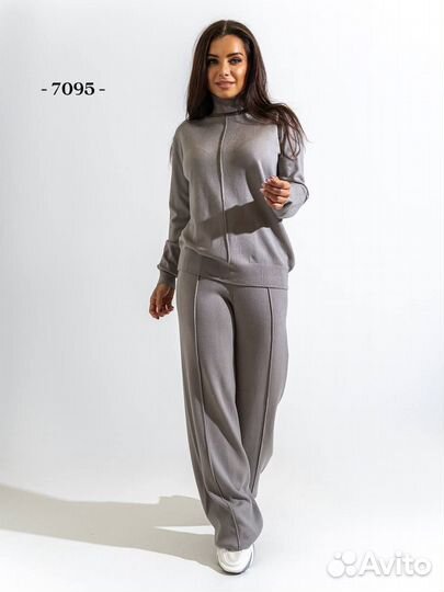 Костюм трикотажный