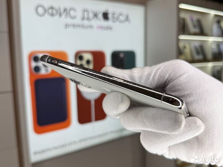 iPhone 11 Pro, 64 ГБ