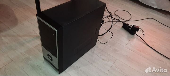 Компьютер Core i3-2100 + GeForce GTX 1070