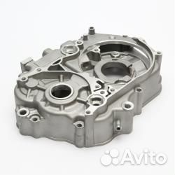 Картер двигателя левый YX156FMJ