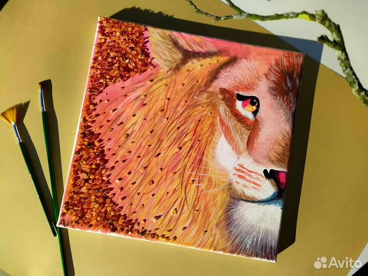 Картина с янтарём 