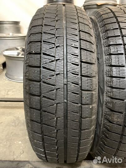 Bridgestone Blizzak Revo GZ 185/60 R15 84S