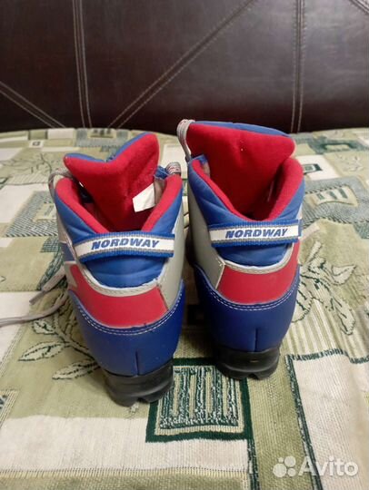 Лыжные ботинки, детские