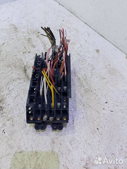 Блок предохранителей