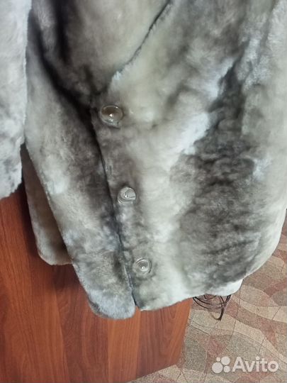 Шуба женская натуральная мутоновая