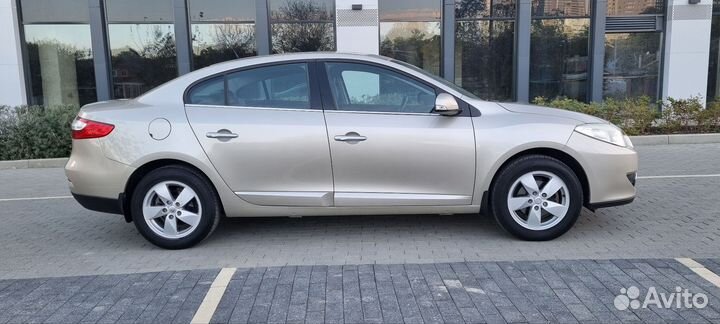Renault Fluence 2.0 CVT, 2011, 122 600 км