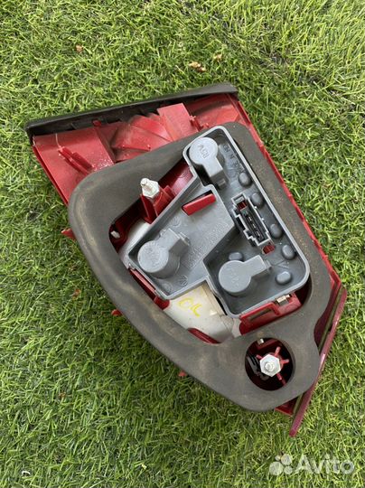 Задний фонарь volkswagen jetta 6