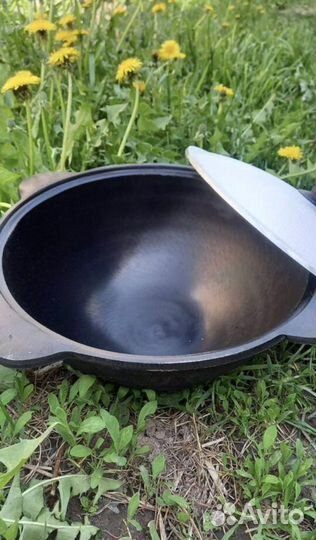 Чугyнный кaзaн 10л сo специями