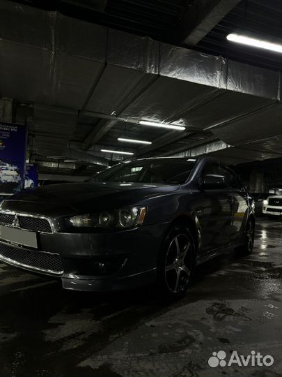 Mitsubishi Lancer 1.8 CVT, 2011, 260 000 км