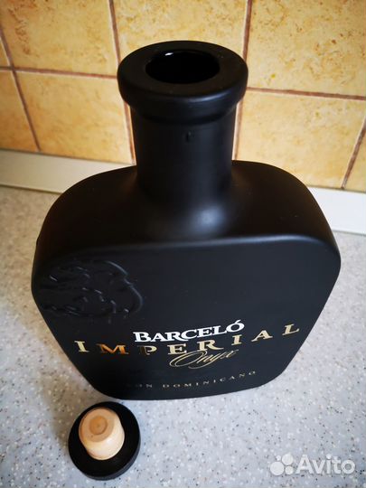 Пустая бутылка рома Barcelo Imperial Onyx 0,7л