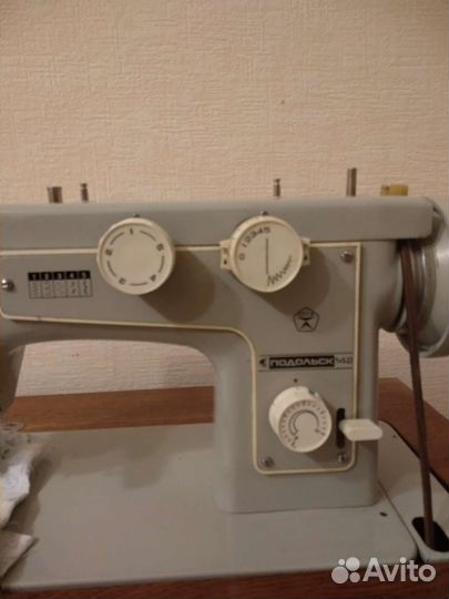 Швейная машина Подольск 142