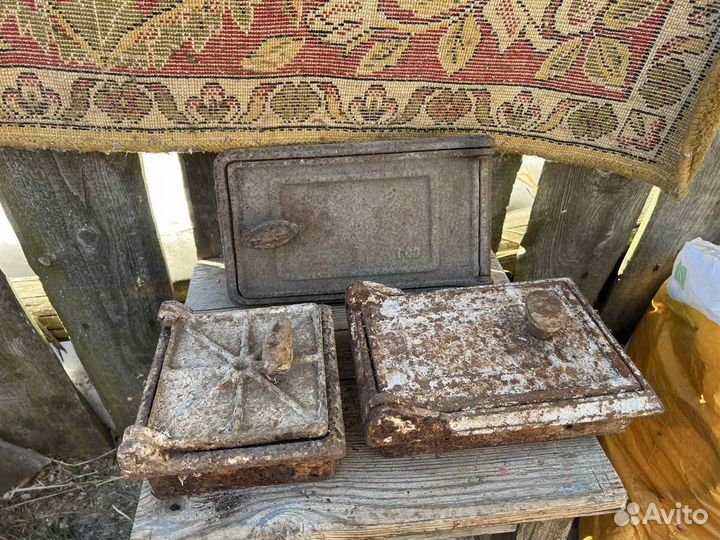 Дверцы и колосники для печки СССР, чугунные