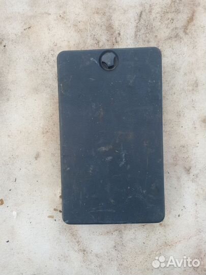 Ящик для инструмента Mitsubishi pajero 2