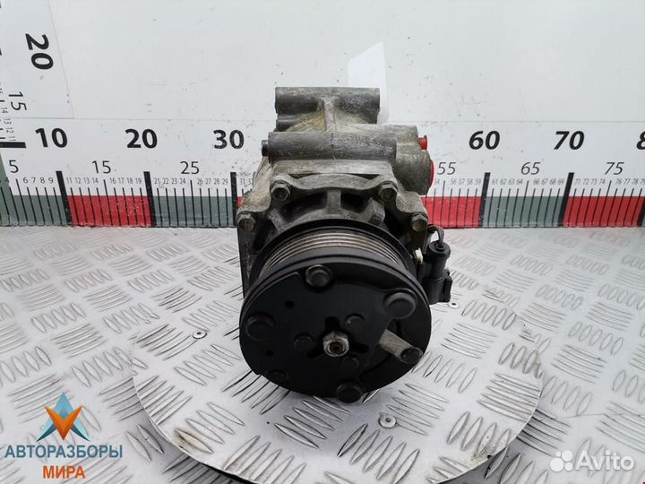 Компрессор кондиционера Ford Focus рест. 2002