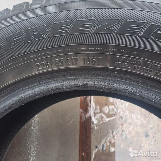 Toyo Observe Ice-Freezer 225/65 R17