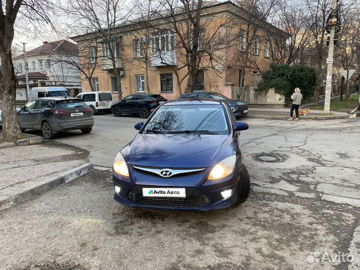 Hyundai i30 1.6 AT, 2011, 210 000 км