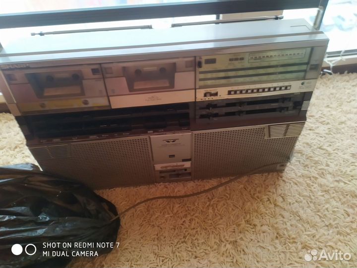 Магнитофон шарп 555