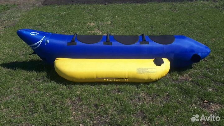 Надувной банан