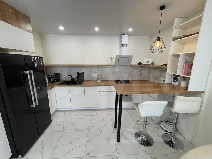 2-к. квартира, 70 м², 2/2 эт.