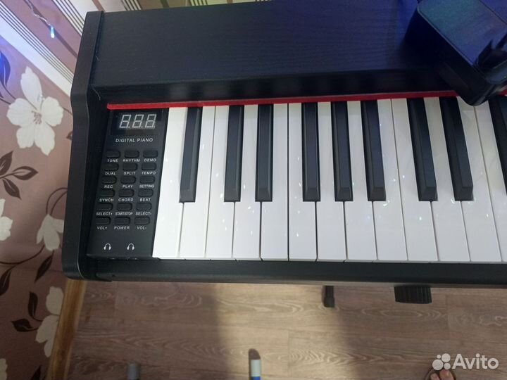 Цифровое пианино Digital Piano