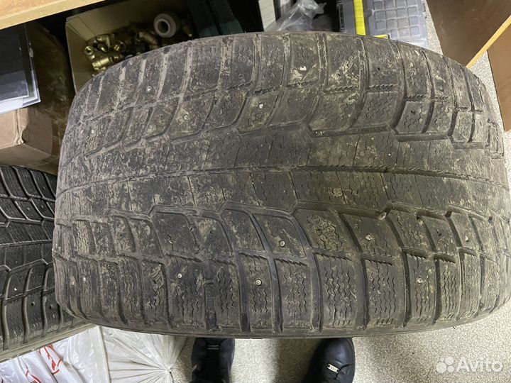 Michelin X-Ice North 295/35 R21 107T