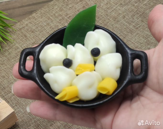 Пельмени из мыла в сковороде