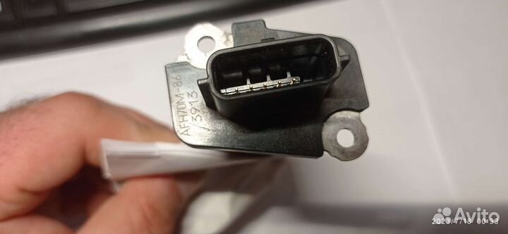 Расходомер воздушный Nissan Fuga Y51 VQ25