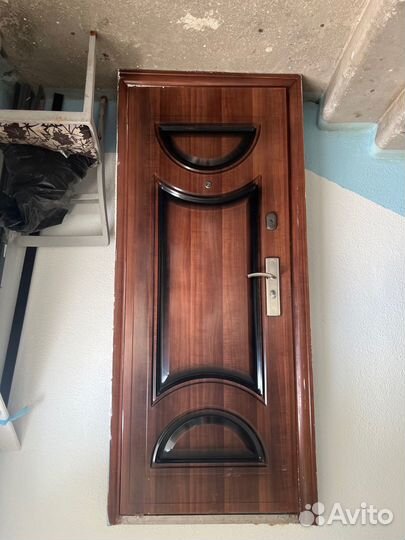 Дверь входная бу