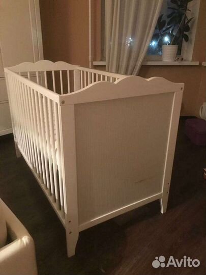 Детская кровать, стульчик