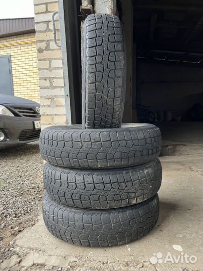 Pirelli Scorpion A/T 185/75 R16