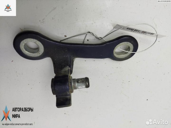 Петля двери Opel Vectra C 2003