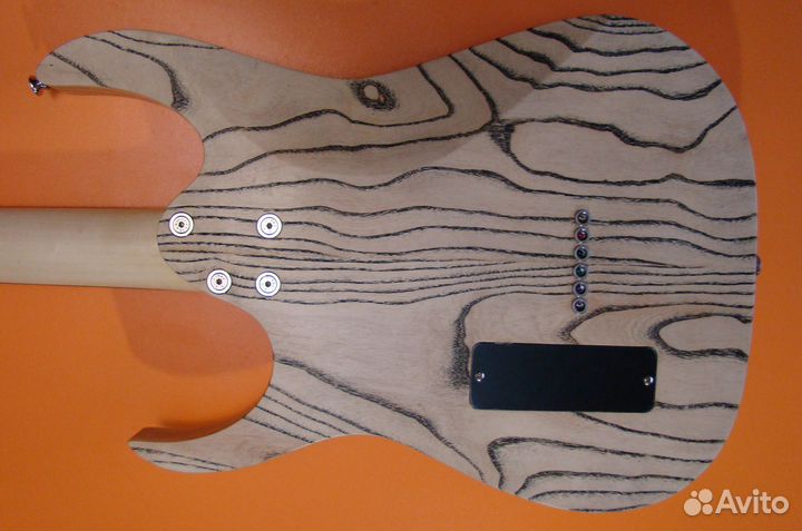 Электрогитара мастеровая