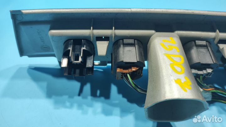 Кнопки обогрева лобового,заднего стекла Ford Focus