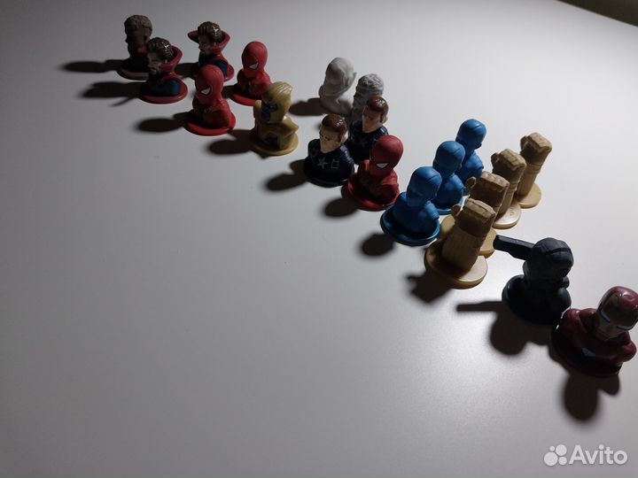 Фигурки Мстители Marvel из Лента