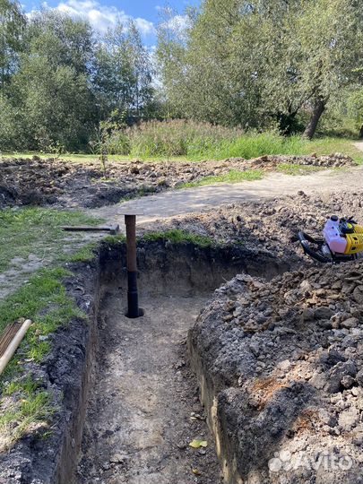 Бурение лунок под столбы