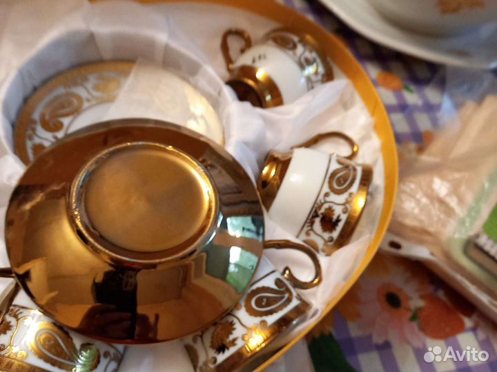 Кофейный сервиз на 6 персон. Китай