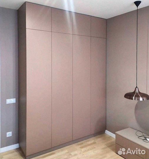 Шкаф распашной