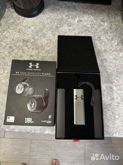 Беспроводные наушники jbl under armour