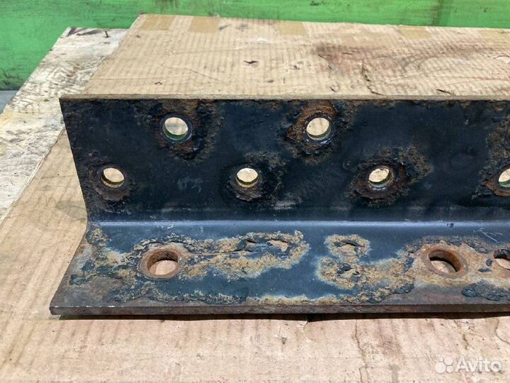 Кронштейн седла KAMAZ 5490-S5