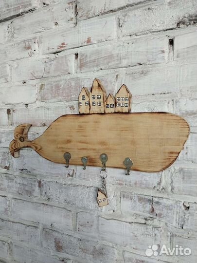 Ключница настенная из дерева
