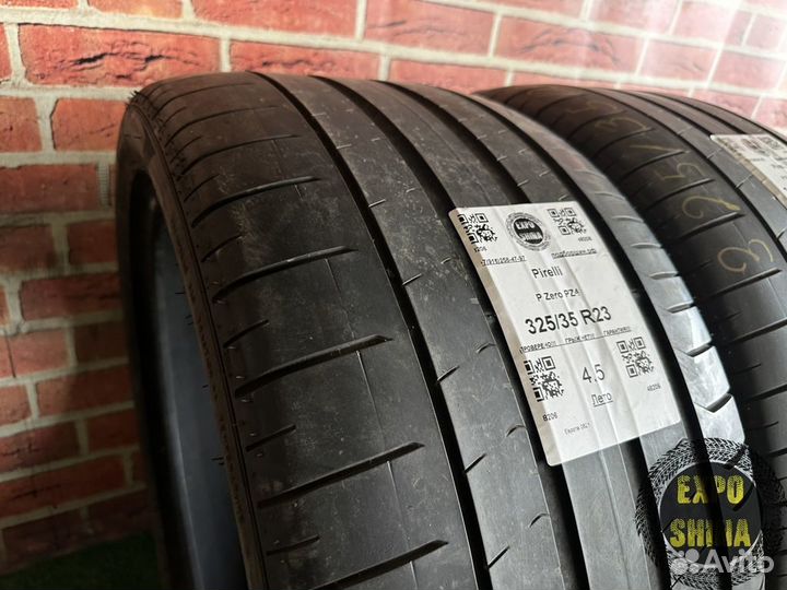 Pirelli P Zero PZ4 325/35 R23 111Y