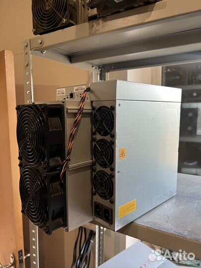 Asic майнер Bitmain Antminer S19 90T